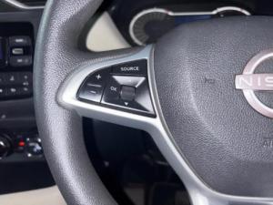 Nissan Magnite 1.0 Visia auto - Image 18