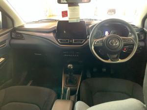 Toyota Starlet 1.5 XR manual - Image 12