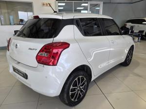 Suzuki Swift 1.2 GLX manual - Image 8