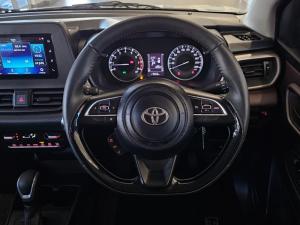 Toyota Starlet Cross 1.5 XS auto - Image 10
