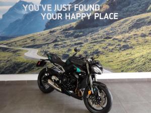 Triumph Street Triple 765 - Image 2