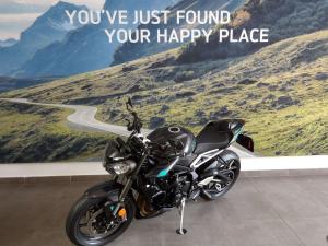 Triumph Street Triple 765 - Image 3
