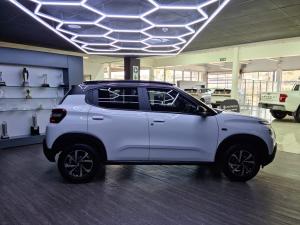 Citroen C3 1.2T Max - Image 6