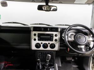 Toyota FJ Cruiser FJ Cruiser - Image 6