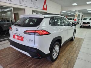Toyota Corolla Cross 1.8 Hybrid XS - Image 2