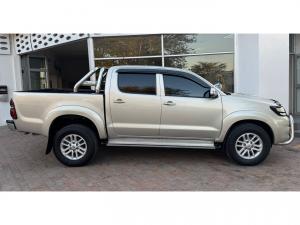 Toyota Hilux 2.5D-4D double cab Raider Dakar edition - Image 3