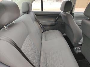 Volkswagen Polo Vivo sedan 1.4 Trendline - Image 15