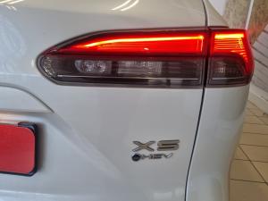 Toyota Corolla Cross 1.8 HEV XS - Image 22