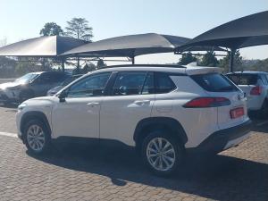 Toyota Corolla Cross 1.8 HEV XS - Image 23