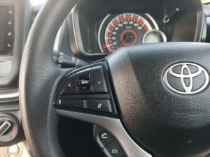 Toyota Vitz 1.0 XR AMT - Image 9
