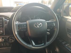 Toyota Hilux 2.8 GD-6 RB Legend 4X4 automaticD/C - Image 8