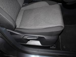 Volkswagen T-CROSS 1.0 TSI Life DSG - Image 17