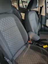 Volkswagen Polo 1.6 Life - Image 8