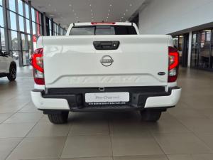 Nissan Navara 2.5D LE 4X2 automatic D/C - Image 5