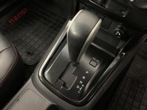 Isuzu D-MAX 250 HO X-RIDER automatic D/C - Image 11