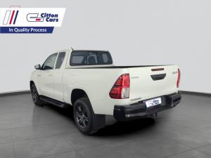 Toyota Hilux 2.4 GD-6 RB RaiderE/CAB - Image 3