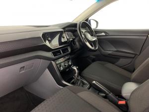 Volkswagen T-CROSS 1.0 TSI Comfortline DSG - Image 16