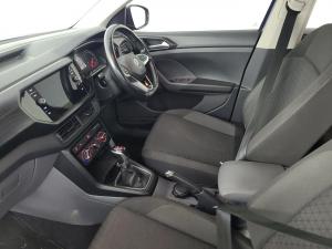 Volkswagen T-CROSS 1.0 TSI Comfortline DSG - Image 7