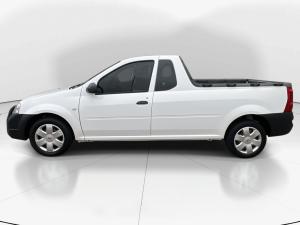 Nissan NP200 1.6i safety pack (aircon) - Image 4