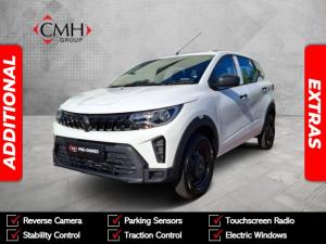 Renault Triber 1.0 Evolution - Image 1