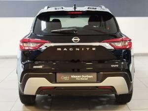 Nissan Magnite 1.0 Turbo Acenta Red Edition auto - Image 6