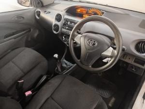 Toyota Etios sedan 1.5 Sprint - Image 9