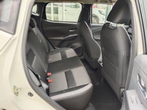Nissan Magnite 1.0 Visia auto - Image 10