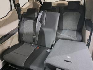 Renault Triber 1.0 Evolution - Image 13