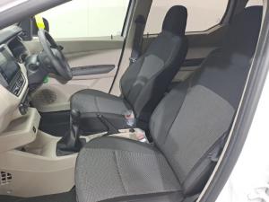 Renault Triber 1.0 Evolution - Image 14