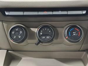 Renault Triber 1.0 Evolution - Image 8