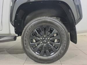 Mitsubishi Triton 2.4DI-D Bi-Turbo double cab 4x4 - Image 19