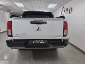 Mitsubishi Triton 2.4DI-D Bi-Turbo double cab 4x4 - Image 4