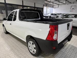 Nissan NP200 1.6i safety pack (aircon) - Image 11