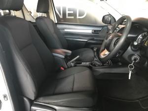 Toyota Hilux 2.4GD-6 Xtra cab Raider manual - Image 10