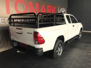 Toyota Hilux 2.4GD-6 Xtra cab Raider manual - Image 4