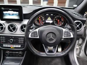 Mercedes-Benz GLA GLA200 auto - Image 11