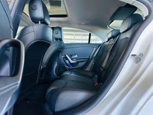 Mercedes-Benz CLA CLA220d Progressive - Image 6