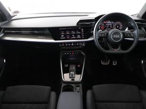 Audi RS3 sedan quattro - Image 24