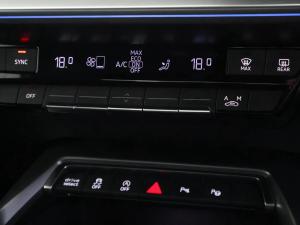 Audi RS3 sedan quattro - Image 27