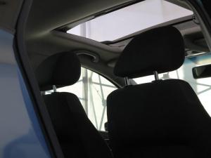 Volkswagen Polo hatch 1.2TSI Comfortline - Image 17