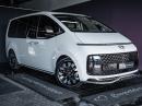 Thumbnail Hyundai Staria 2.2D Luxury
