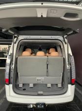 Hyundai Staria 2.2D Luxury - Image 9