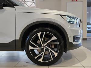 Volvo XC40 D4 AWD R-Design - Image 18