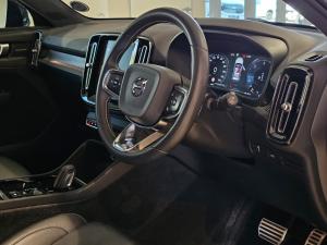 Volvo XC40 D4 AWD R-Design - Image 8