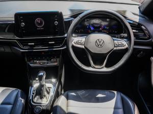 Volkswagen T-Roc 2.0TSI 4Motion R-Line - Image 15