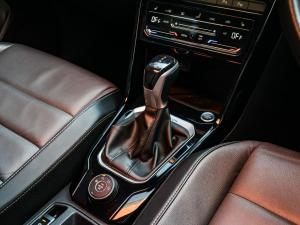 Volkswagen T-Roc 2.0TSI 4Motion R-Line - Image 16