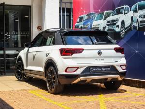 Volkswagen T-Roc 2.0TSI 4Motion R-Line - Image 18