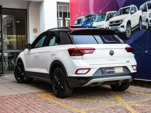 Volkswagen T-Roc 2.0TSI 4Motion R-Line - Image 19