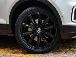 Volkswagen T-Roc 2.0TSI 4Motion R-Line - Image 2