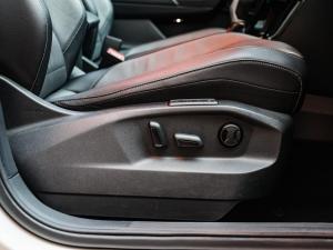 Volkswagen T-Roc 2.0TSI 4Motion R-Line - Image 6